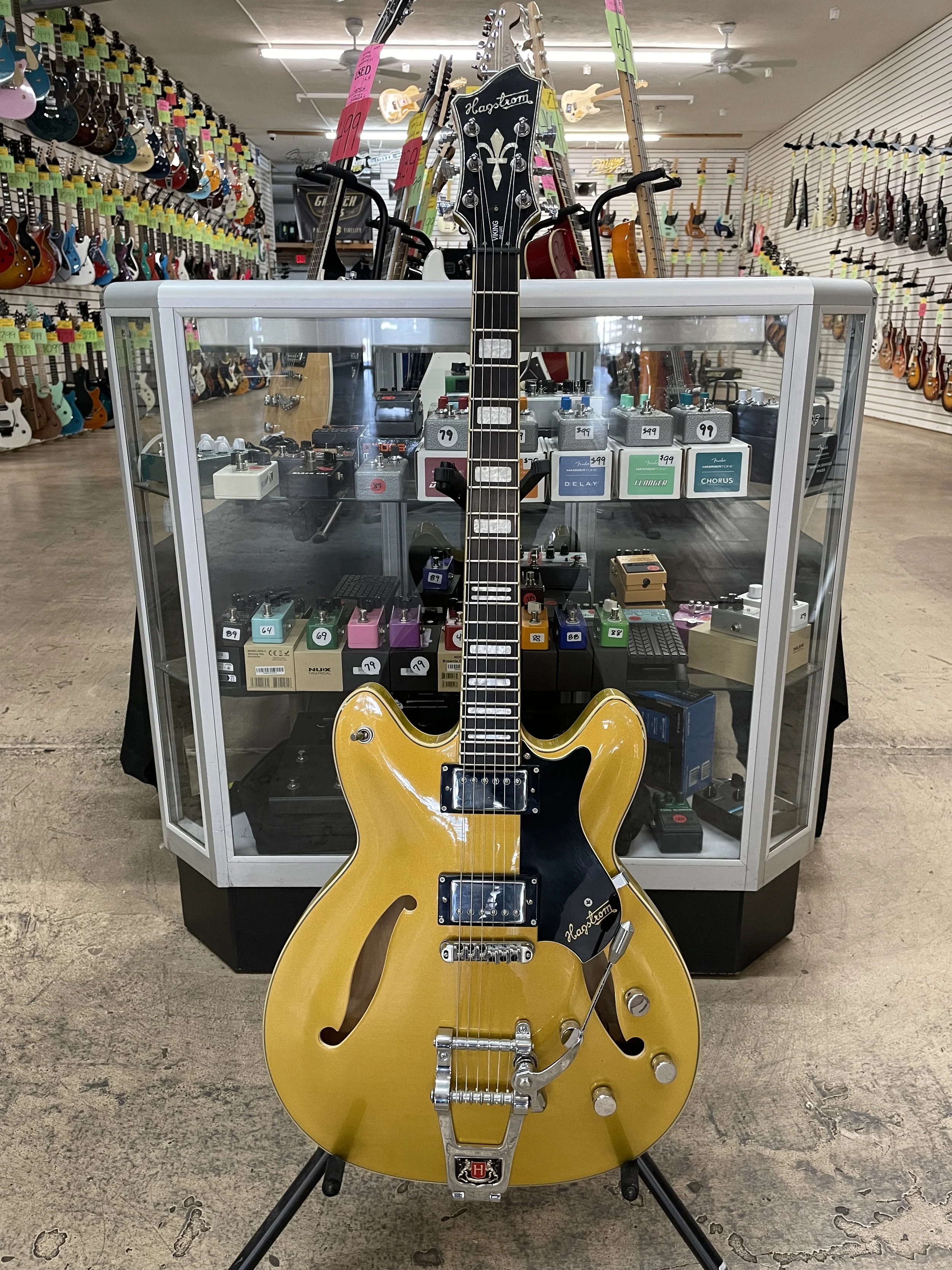 More Electric Guitars — Bizarre Guitar